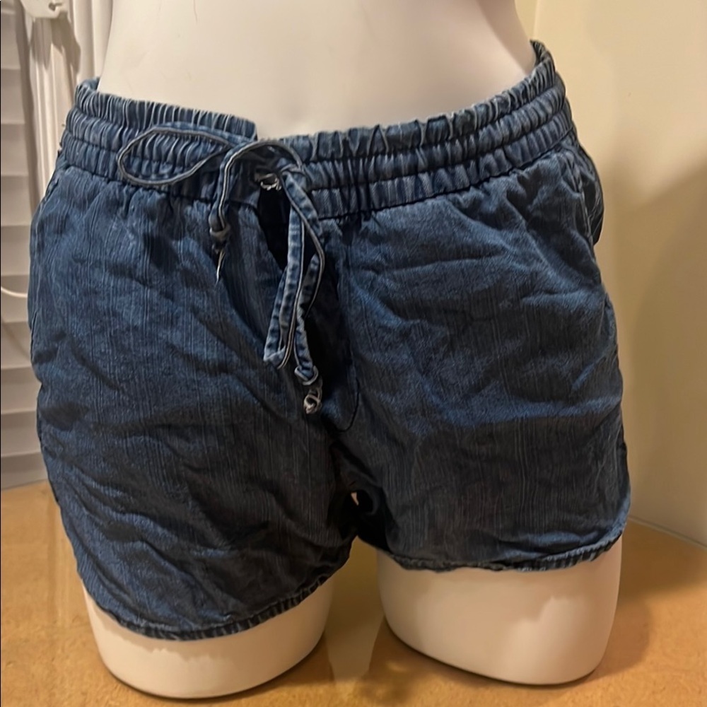 Gap Women’s Blue Denim Drawstring Shorts Size 8 - Picture 3 of 16